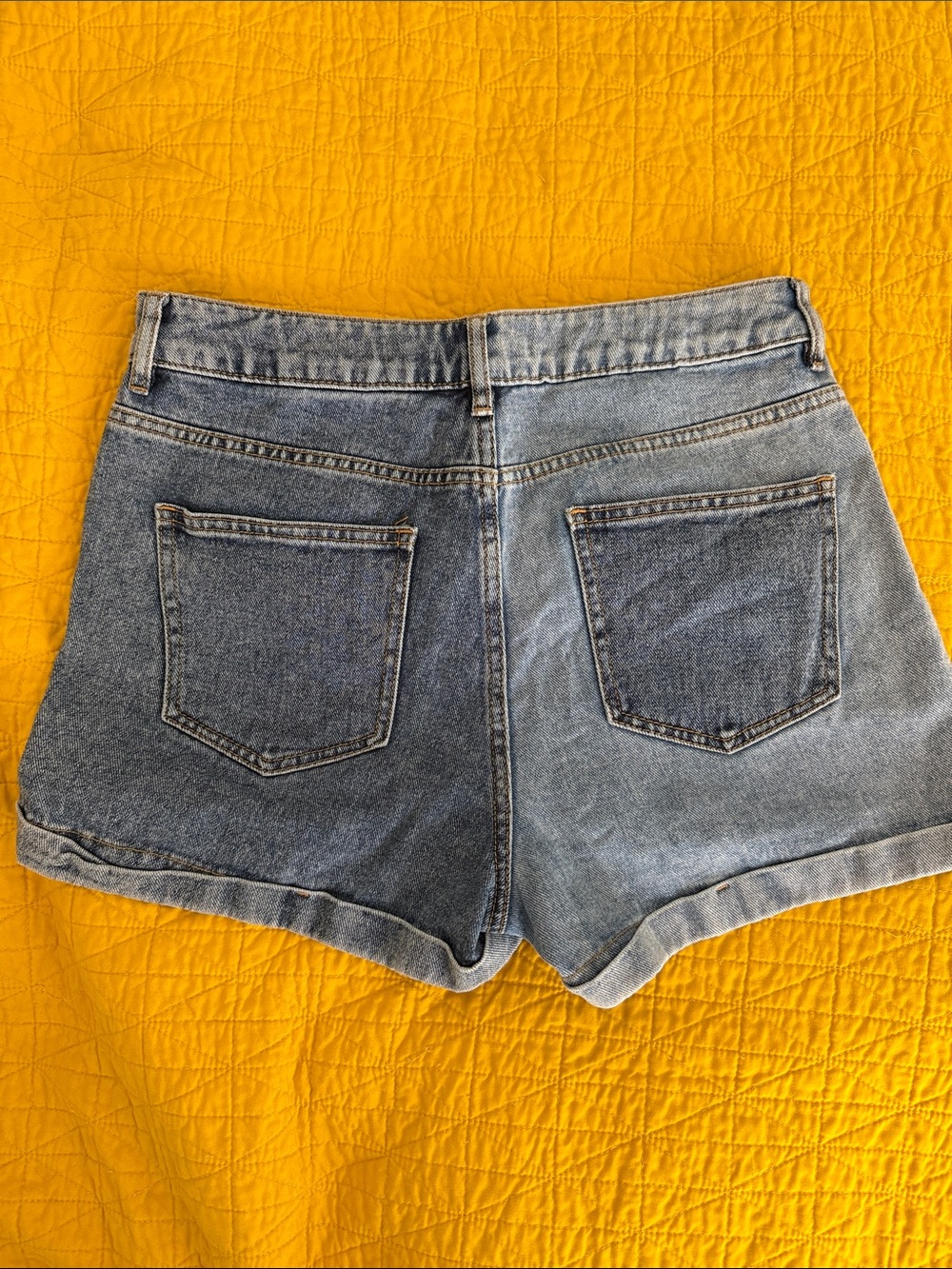 Two-tone High-Rise Light Blue Denim Women’s Shorts